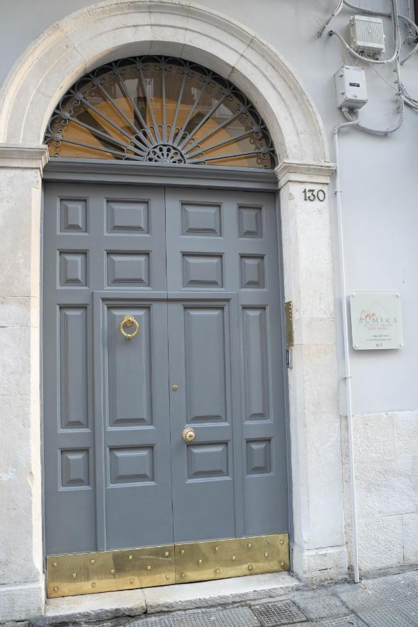 Hotel Casa Almika Principe Amedeo Bari Exterior foto
